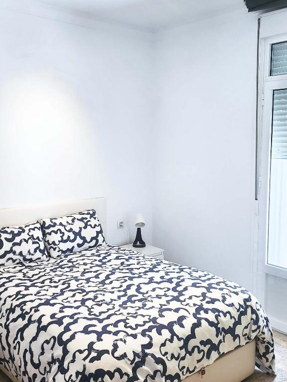 Apartamento Cadiz Playa de la Caleta. Habitación. Apartamentos Cadiz Capital