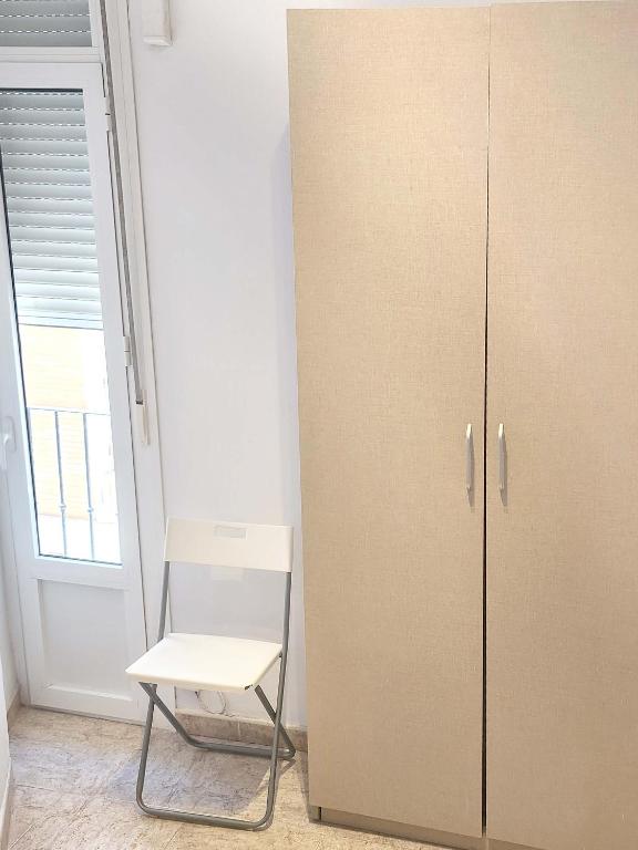 Apartamento Cadiz Playa de la Caleta. Habitacion. Alojamientos Cadiz Capital